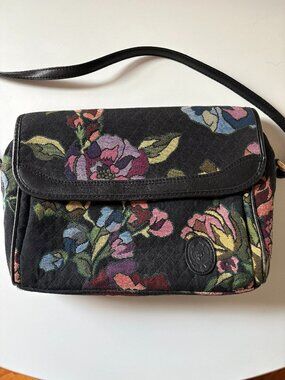 Vtg Liz Claiborne Italian tapestry black leather medium crossbody handbag purse